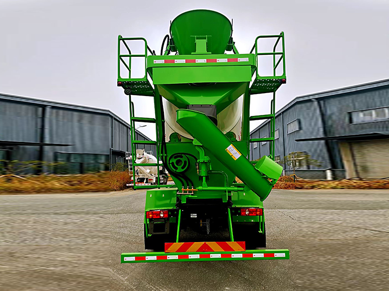 大運 F6小三軸攪拌車