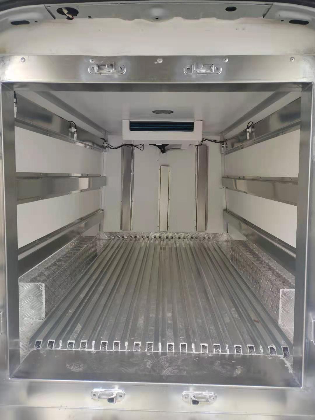 江淮瑞風(fēng)M3冷鏈車(chē)