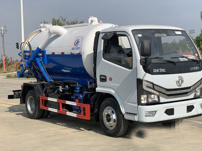 小多利卡 5方 吸污車(chē)