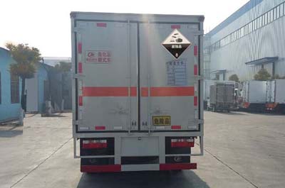 多利卡4.1米(藍牌)腐蝕品廂式車